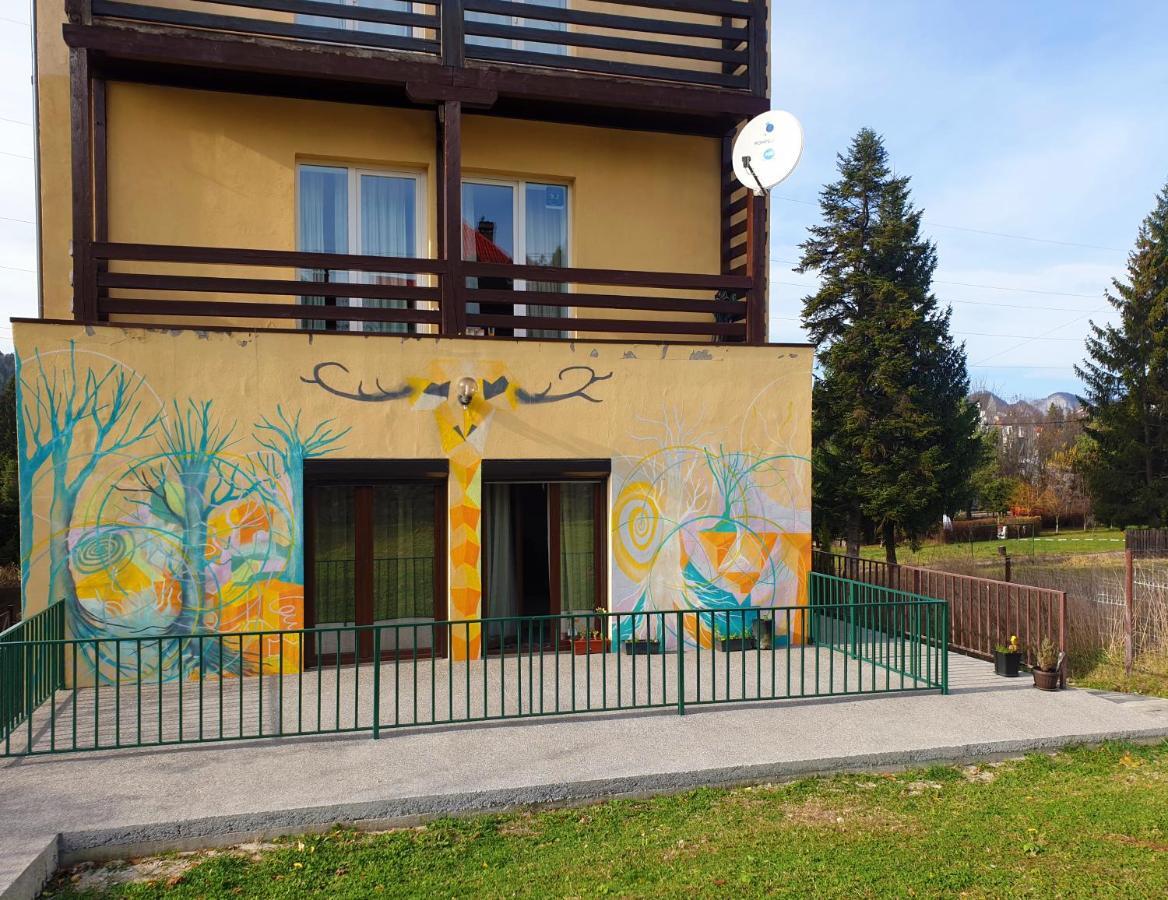 Happy Holiday Apartments Predeal Exterior photo